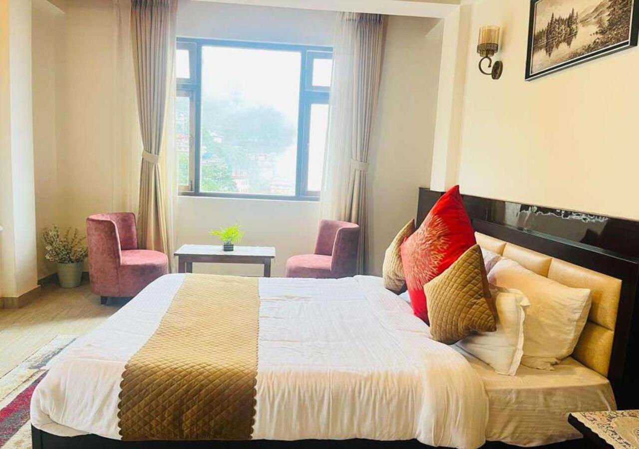 Maplewood Hotel & Spa Gangtok Exterior photo