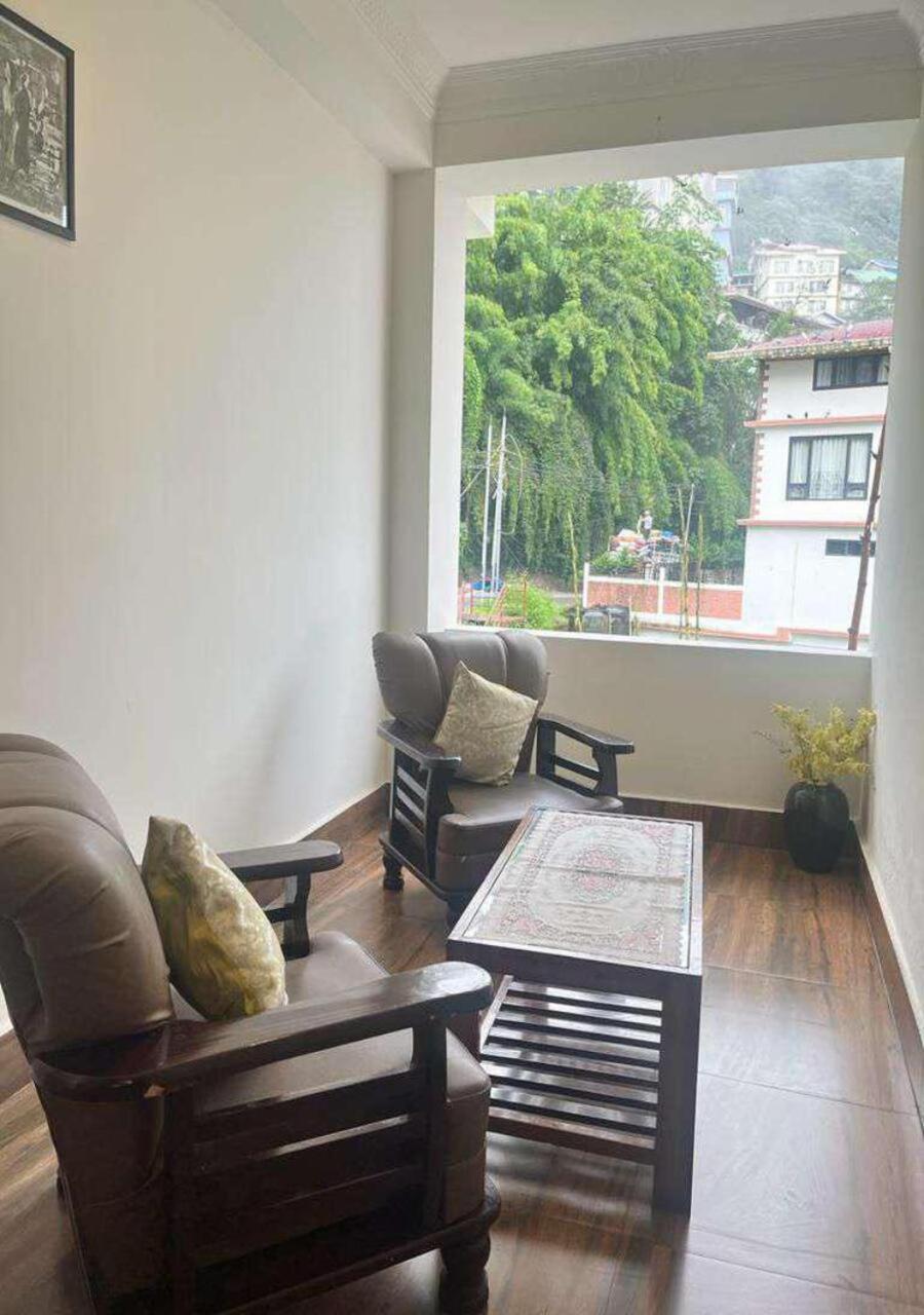 Maplewood Hotel & Spa Gangtok Exterior photo