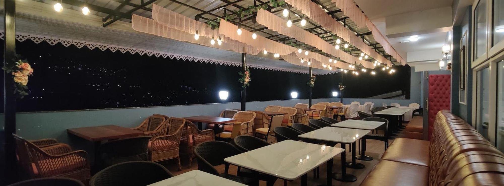 Maplewood Hotel & Spa Gangtok Exterior photo