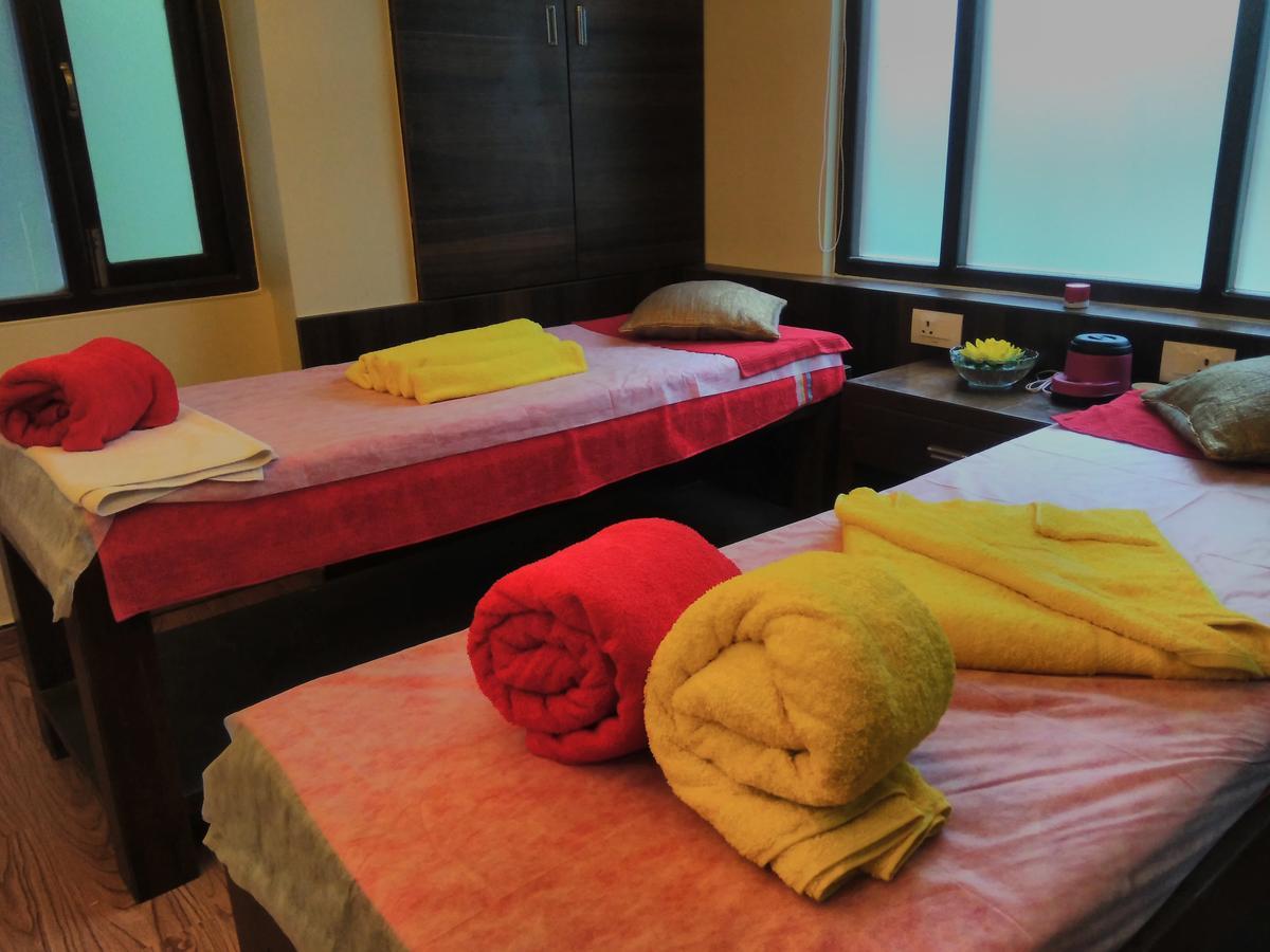 Maplewood Hotel & Spa Gangtok Exterior photo
