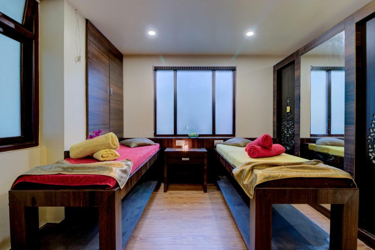 Maplewood Hotel & Spa Gangtok Exterior photo