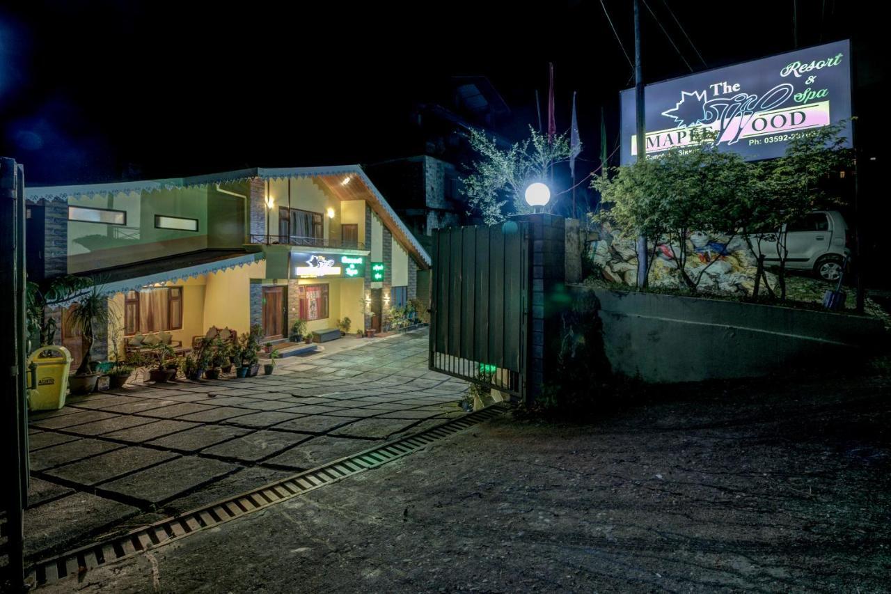 Maplewood Hotel & Spa Gangtok Exterior photo